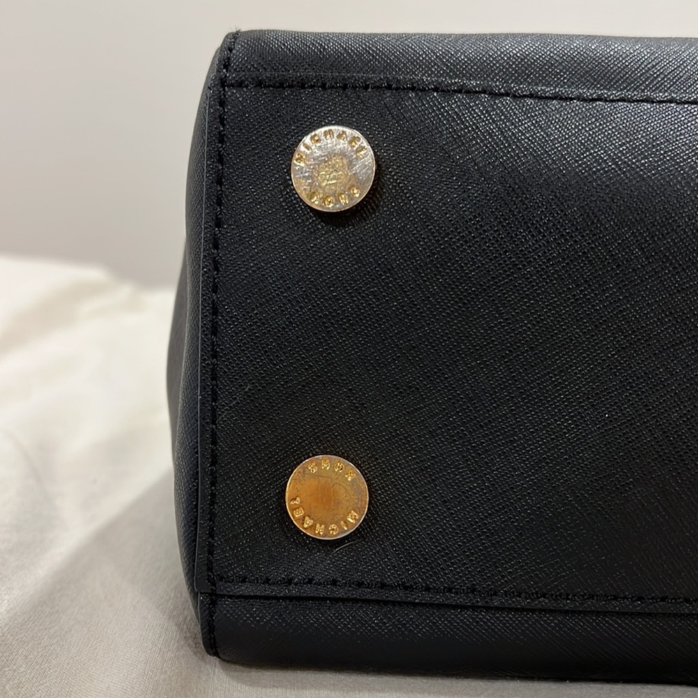 Authentic Michael Kors Bag - image 8